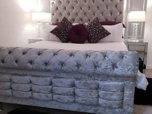 Jubilee Sleigh Bed